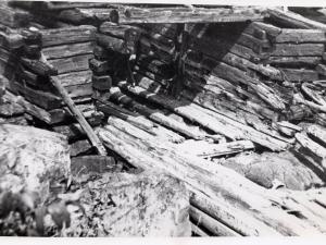 Cross lake Log Chute Cribs 1941